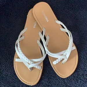 Women’s sandals